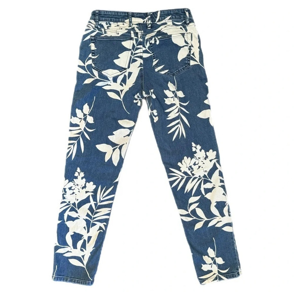 Tommy Bahama Jeans Size 0x29 Tema Indigo Bleach Sky Slim Boyfriend Coastal  Boho - Picture 5 of 16